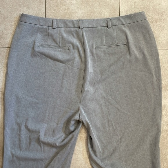 Dockers, Woman’s Dress Pant, Sz 20W, Light Grey, Stella Pant - Picture 5 of 6
